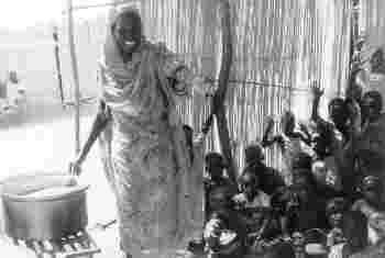 Sudan. Doywianie zagodzonych dzieci..