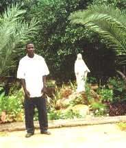 Maurice Yaya Sarde Mana, kleryk z Kamerunu.