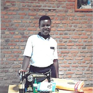 pomoc dla podopiecznej Adopcji Serca z Gitega Songa w Burundi Ruch Maitri 01