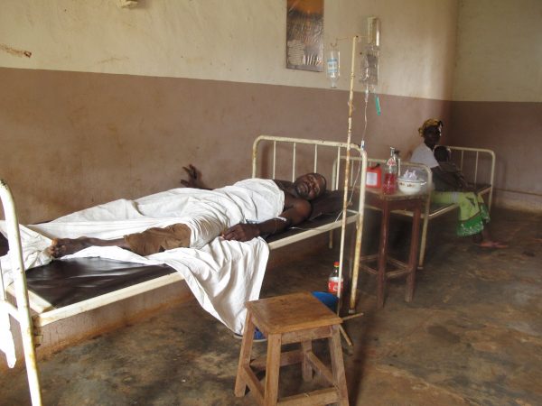 Zbiórka na leki dla chorych z przychodni w misji Djouth w Kamerunie Adopcja Sera Ruch Maitri 01