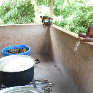 głodnych nakarmić - pomoc ubogim Ruch Maitri Adopcja Serca dzieci Afryki dożywianie pomoc głodującym 01