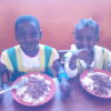 Dożywianie 120 dzieci w przedszkolu w Esseng w Kamerunie Adopcja Serca Adopcja Maitri Adopcja duchowa pomoc ubogim dożywianie 02