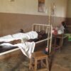 Środki dezynfekujące, higieniczne oraz żywność dla przychodni w Djouth w Kamerunie pomoc Afryce Adopcja Serca Adopcja Duchowa Maitri 04