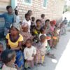Budowa kurnika i założenie hodowli kurczaków dla sierocińca AFEOA w Lubumbashi 01 pomoc ubogim pomoc Afryce Adopcja Serca jałmużna Adopcja Duchowa DR Kongo 01